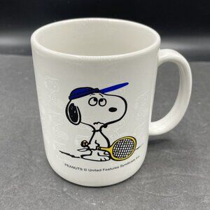 Vintage Snoopy Peanuts Tennis Coffee Mug Schulz Beagle Dog Headwind White